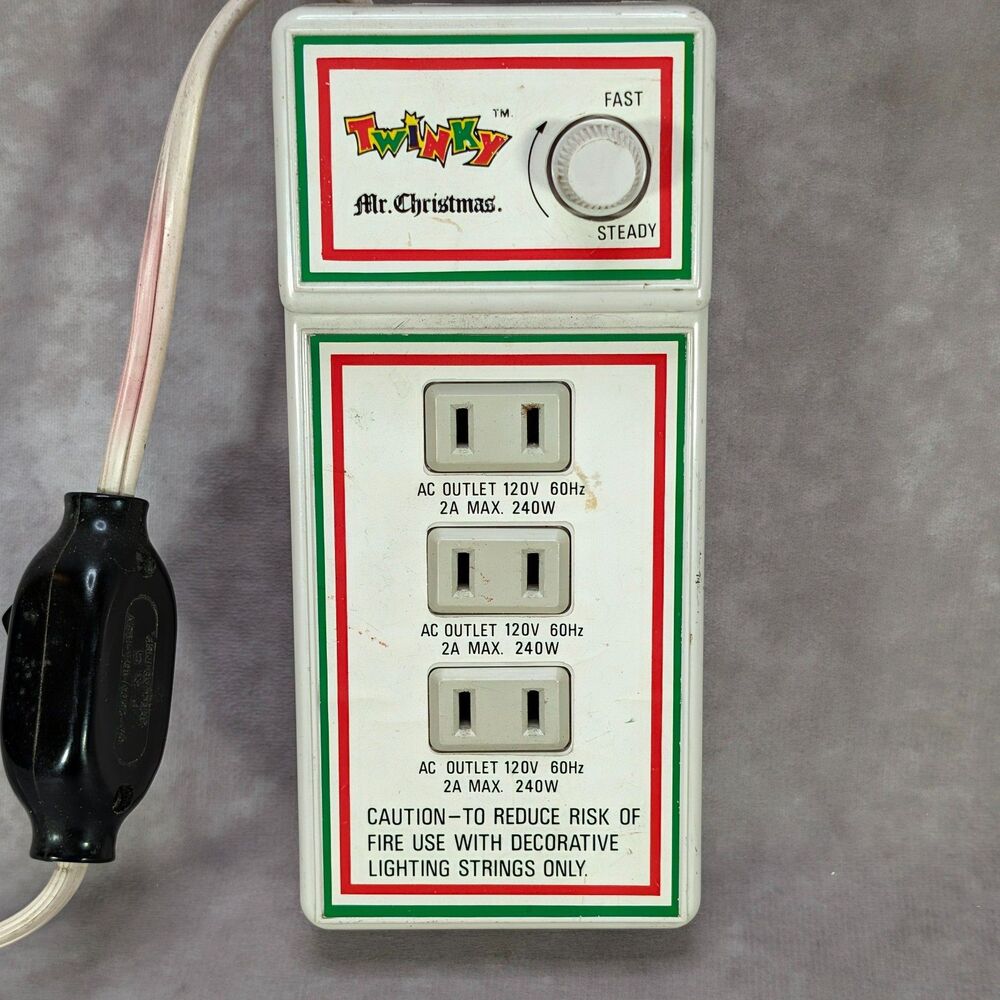 Vintage 1981 Mr Christmas Twinky Flashing Three Outlet Holiday Lights Controller